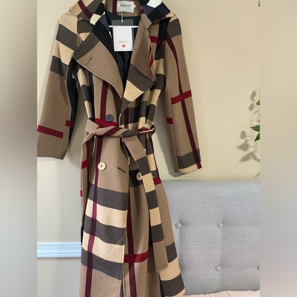 Beautiful trench!